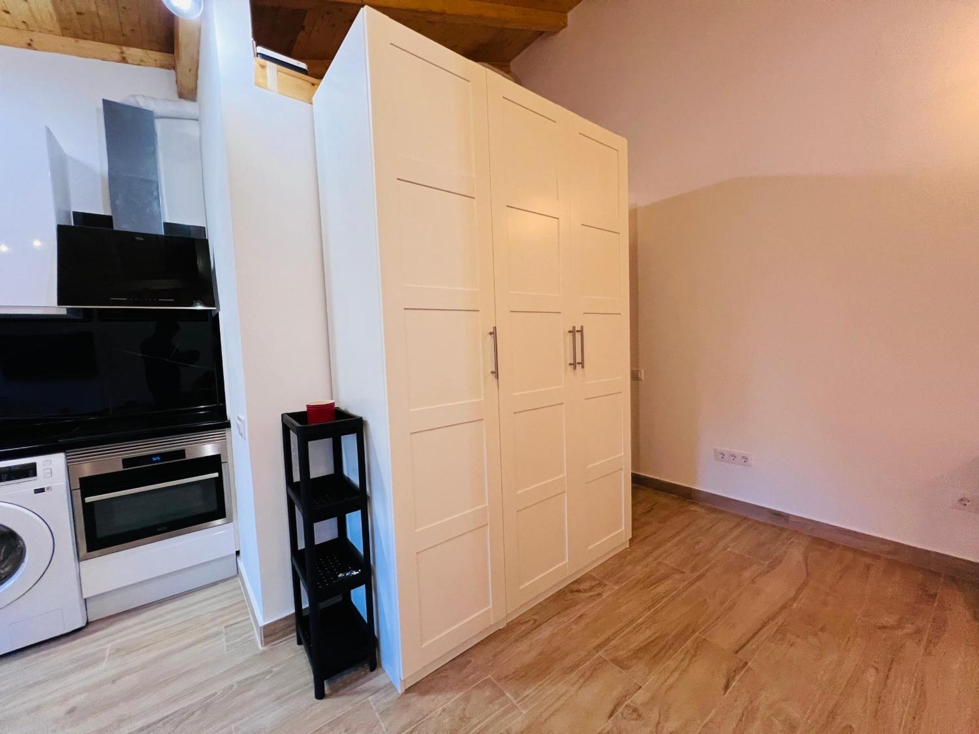 Rosa Rooms, Habitacion Con Bano Privado Pozuelo de Alarcón Εξωτερικό φωτογραφία