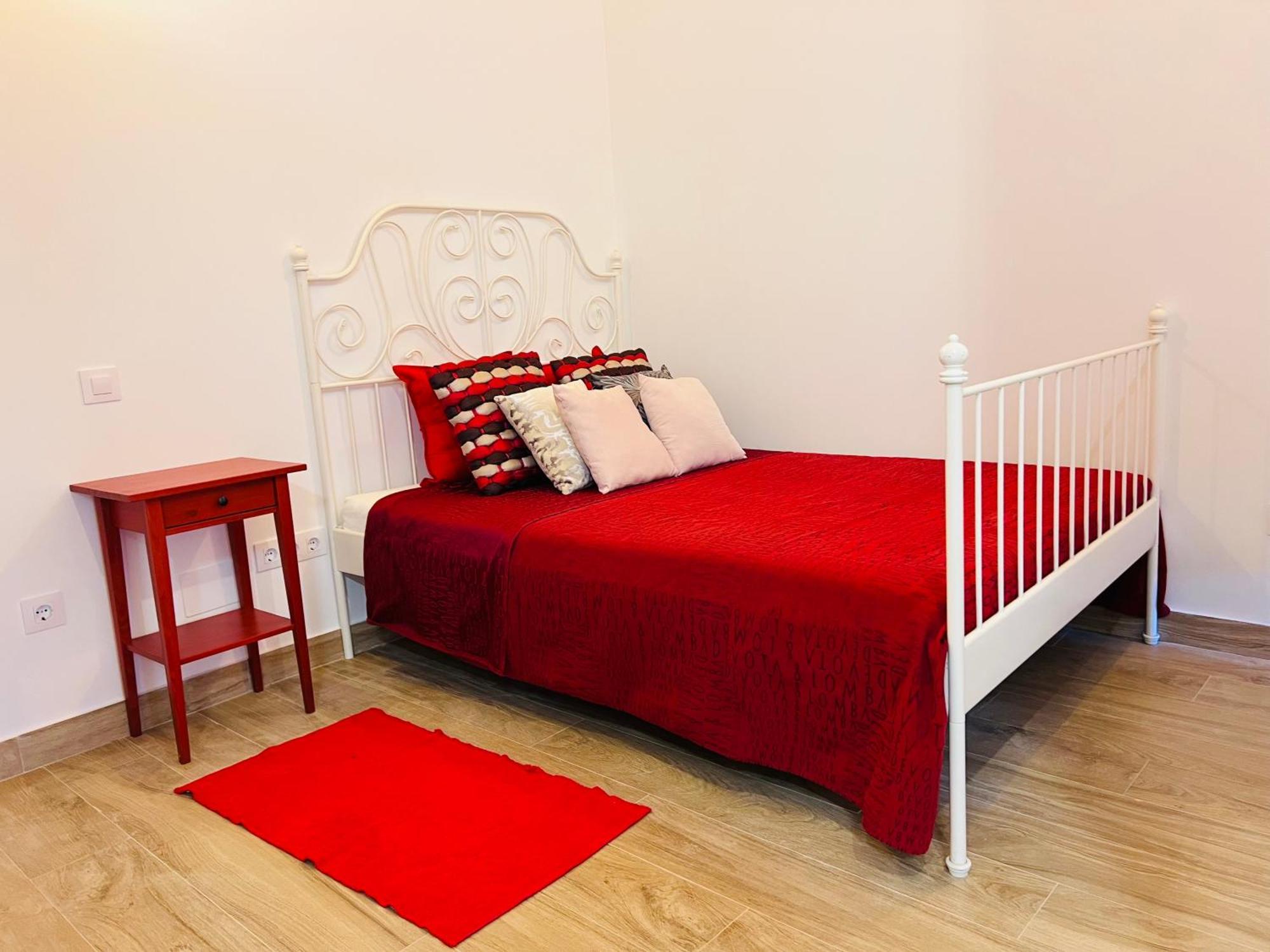 Rosa Rooms, Habitacion Con Bano Privado Pozuelo de Alarcón Εξωτερικό φωτογραφία